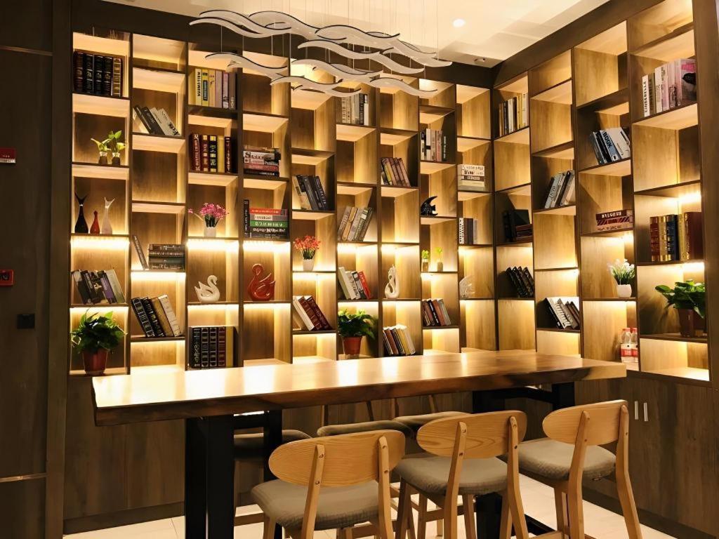 Gya Changzhou Wujin District Hutang New Era Furniture Plaza Hotel Экстерьер фото