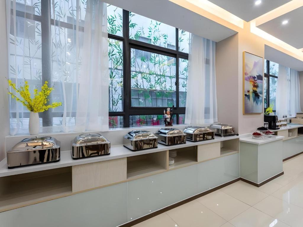 Gya Changzhou Wujin District Hutang New Era Furniture Plaza Hotel Экстерьер фото